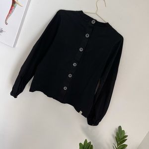 The Cause Collection Long Sleeve Back Button Top M